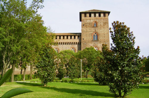 Castello Visconteo di Pavia, "la più nobile tra quante sono le opere moderne"