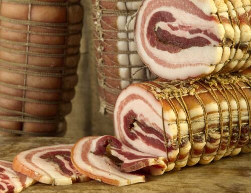 Pancetta con la Cotenna De.Co.: a Stradella un Ordine di cavalieri per il salume di tradizione