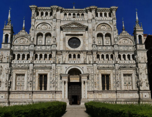 Certosa di Pavia, il segno della potenza illuminata di Gian Galeazzo Visconti: la facciata è un gioiello gotico unico al mondo