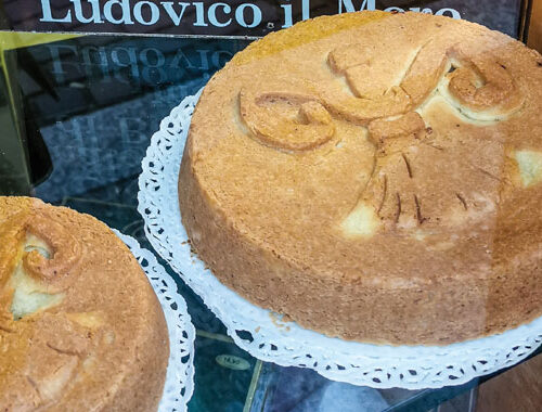 Dolceriso del Moro di Vigevano: la torta è una pastiera alla pavese che profuma di rose