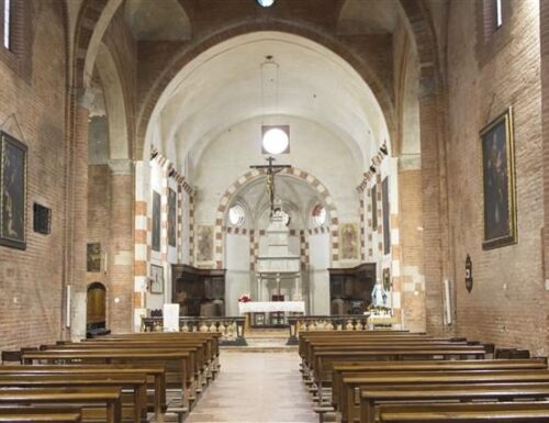 Muore il cardinale di Pavia Lanfranco Beccari: in sua memoria viene eretta l'arca di marmo nella Chiesa di San Lanfranco