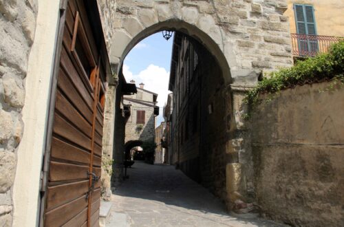 Porta Soprana e Porta Sottana, due torri che hanno visto scorrere secoli e secoli di storia di Varzi