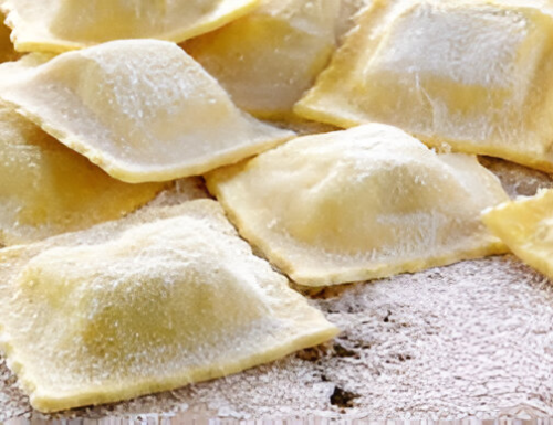 Mornico Losana celebra la tradizione: Agnolotti in Piazza e Vini Locali