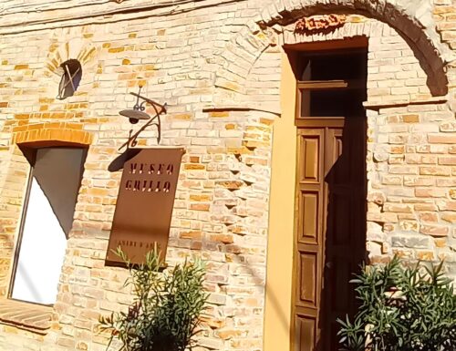 L’esperienza che non ti aspetti: Camere d’Arte ad Arena Po,  dove l’arte diventa casa