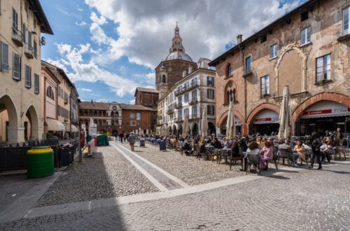 Un'estate pavese di storie e emozioni: al via "Fatti di musica e parole"