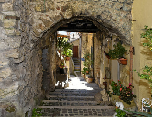 Che Salame! Il Varzi DOP. Un viaggio tra cantine storiche, gusto e bellezza